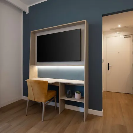 Hampton By Hilton Rome North Fiano فندق 4*