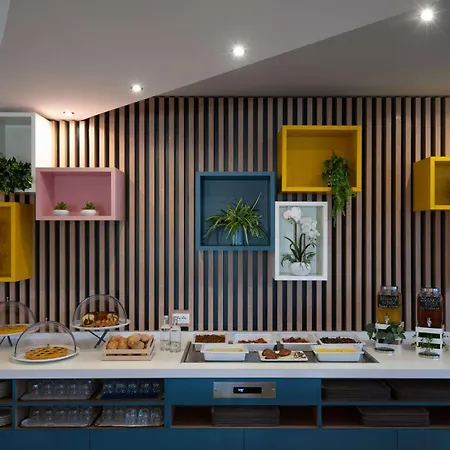 Hotel Hampton By Hilton Rome North Fiano 4*