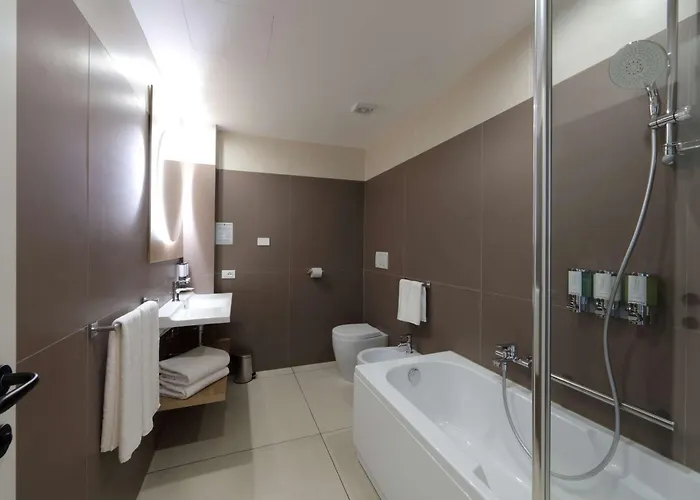 Hampton By Hilton Rome North Fiano 4*